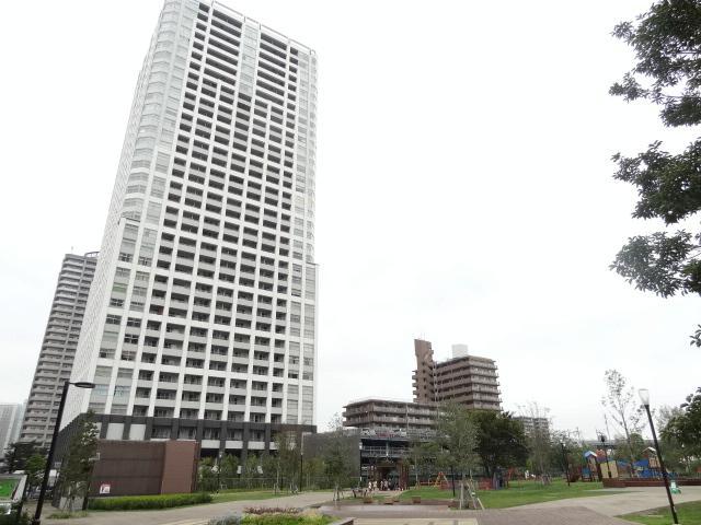 Local appearance photo. Local (10 May 2013) Shooting