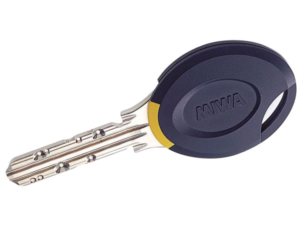 Security.  [Non-touch key] You can unlock the auto lock in only holding the key, You can also enter and exit smoothly when a lot of luggage. (Same specifications)