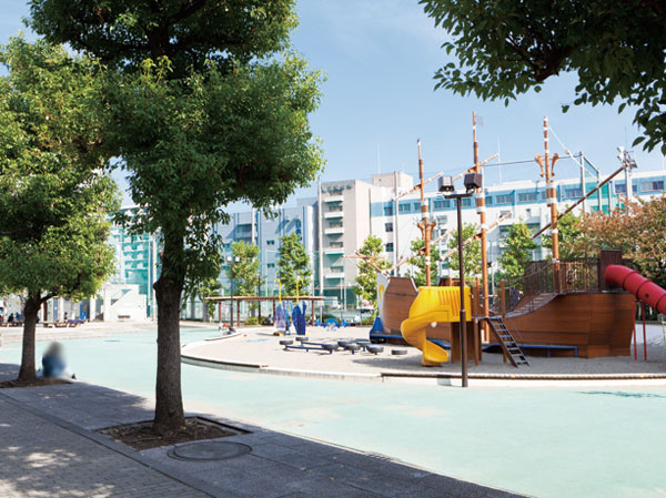 Surrounding environment. Pier park (6-minute walk / About 480m)