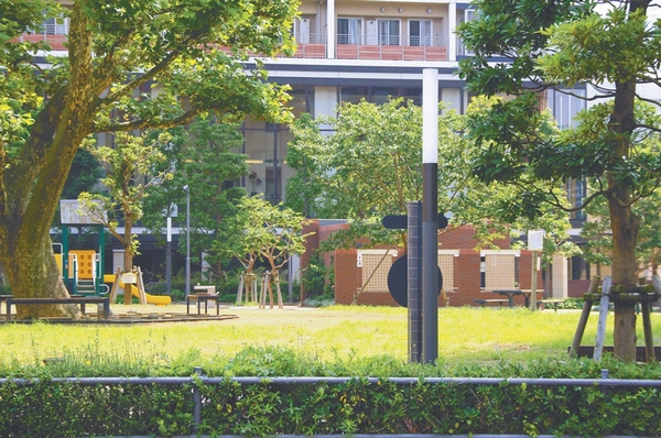 Shibaura Island neighborhood of streets (5 minutes walk ・ About 360m)