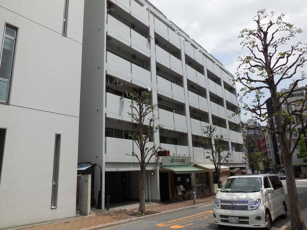 Local appearance photo