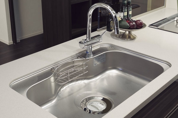 Also features a stylish water purifier integrated shower faucet