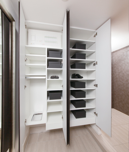 Interior.  [Shoe box] Storage rich shoe box to show a widely refreshing the entrance is the "face" of the dwelling. It will easily fit such as boots and umbrella with a length.  ※ A ・ B ・ C ・ D ・ G ・ H ・ Except I type