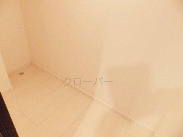 Receipt. Walking closet