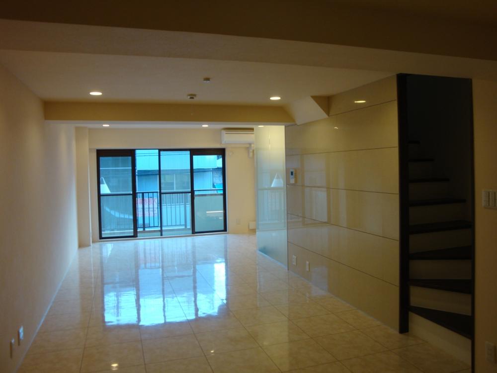 Non-living room. Living