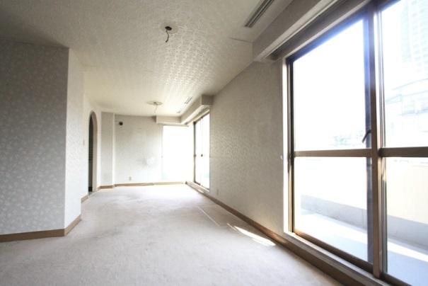 Living. San View Heights Motoazabu Living-dining