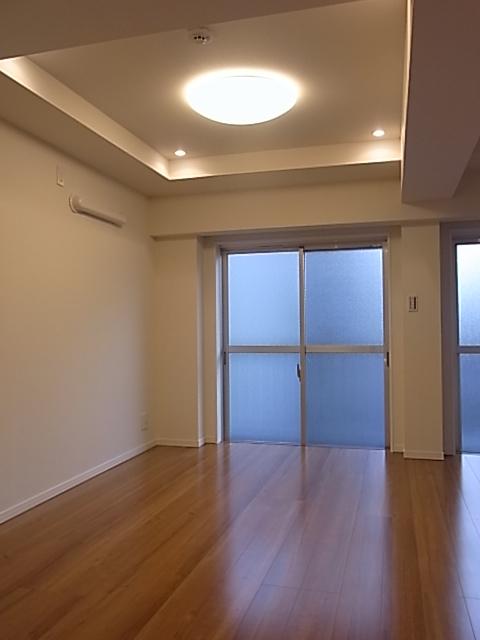 Tokyo, Minato-ku, Higashi-Azabu 2