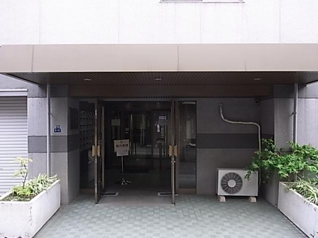 Tokyo, Minato-ku, Higashi-Azabu 2