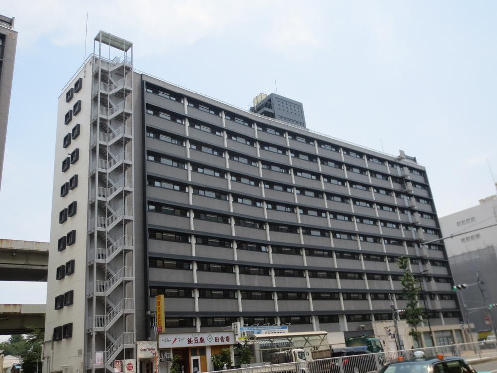 Local appearance photo. Local (11 May 2013) Shooting