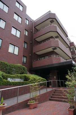 Local appearance photo. Mansion appearance