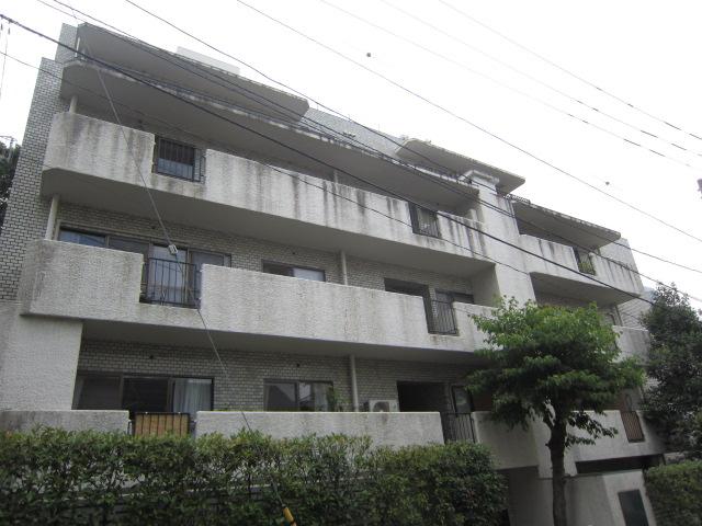 Local appearance photo. Local (10 May 2013) Shooting