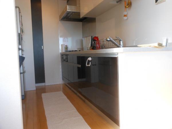 Kitchen. 4.2 is the Pledge of kitchen. Since the disposer comes with a, There is no worry of such garbage smell.