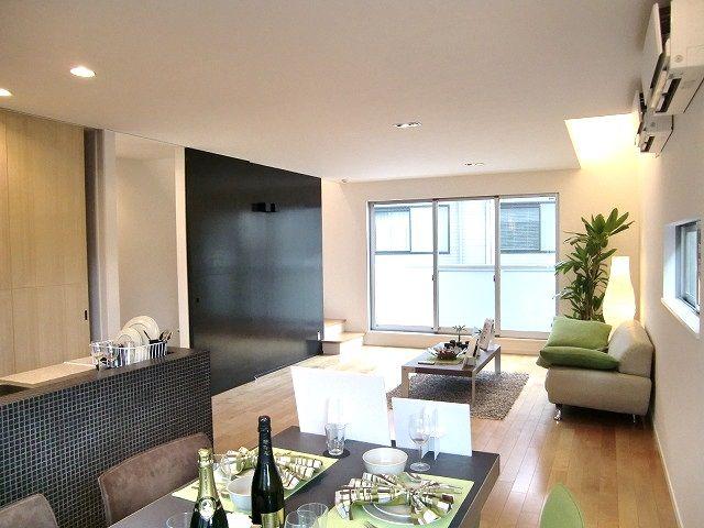 Other local. Example of construction