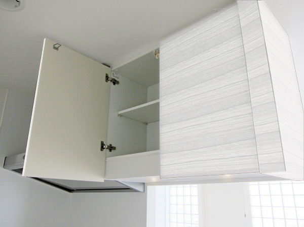 Kitchen.  [Hanging cupboard] At the top of the kitchen, It is easy to take out, such as cookware, We established the hanging cupboard. (A type such as some type)