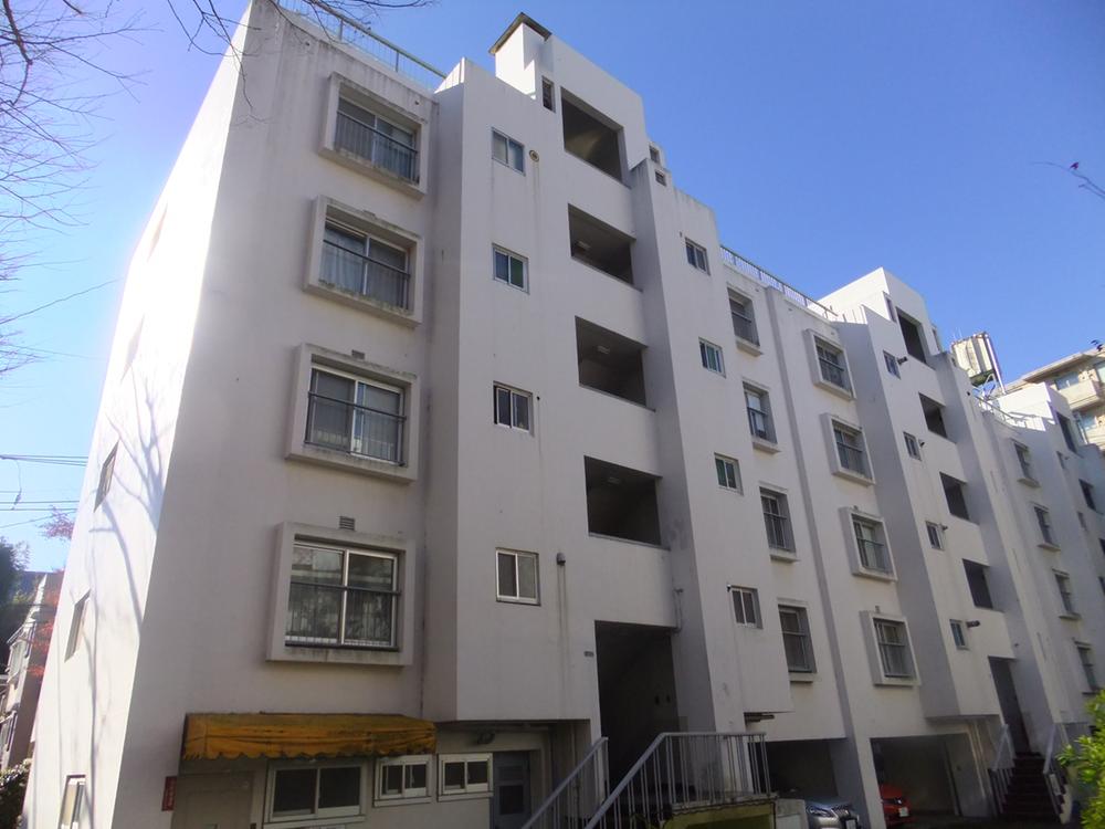 Tokyo, Minato-ku, Shirokanedai 3