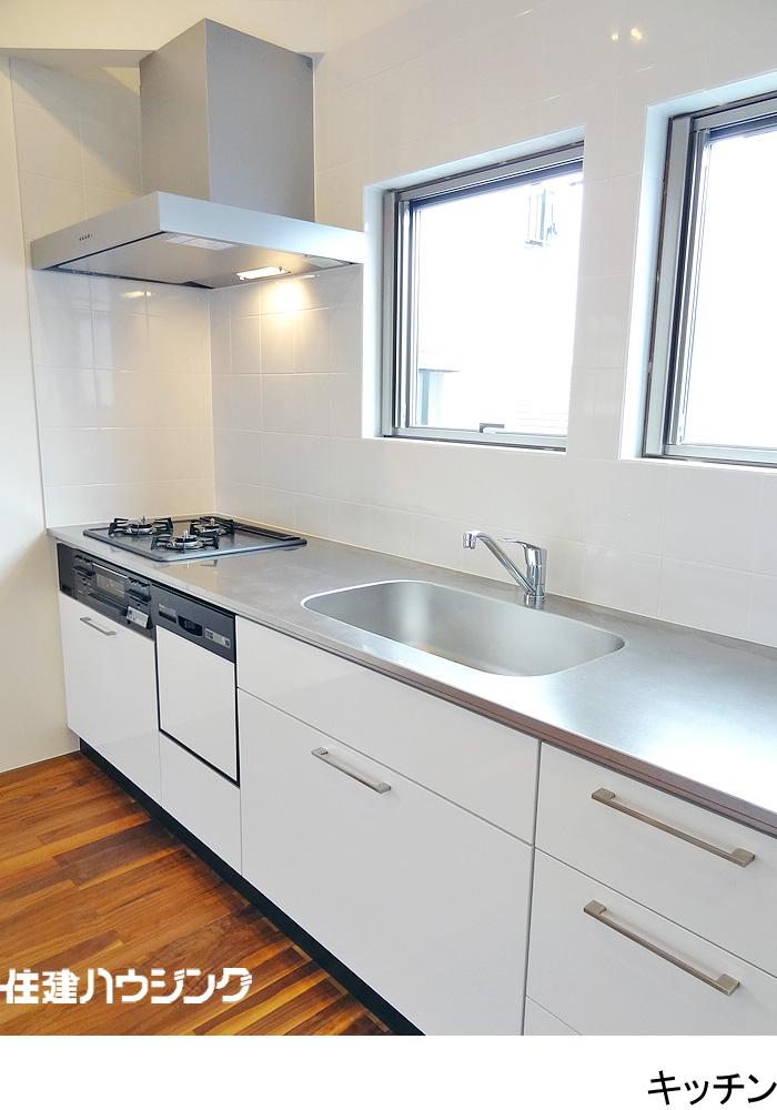 Building plan example (introspection photo). Building plan example Building price 18 million yen, Building area 104.11 sq m