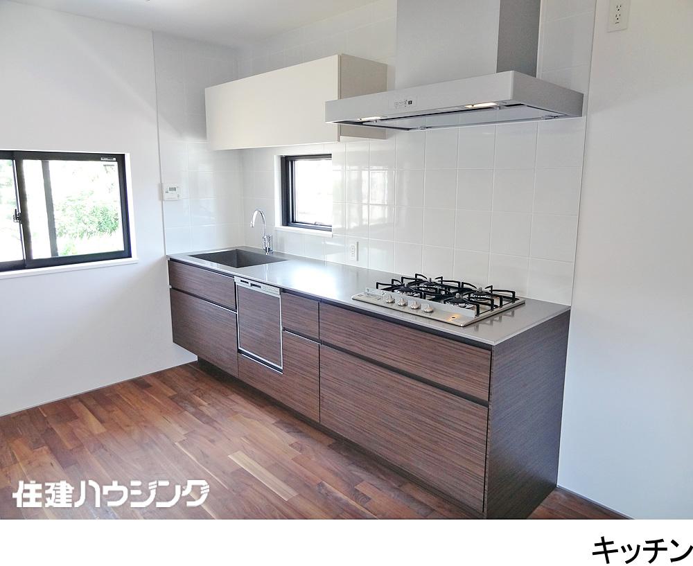 Building plan example (introspection photo). Building plan example Building price 18 million yen, Building area 104.11 sq m