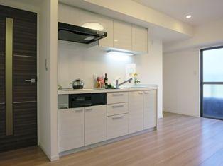 Kitchen. ~ 11 / 30 interior was completed ~ System kitchen of state-of-the-art amenities