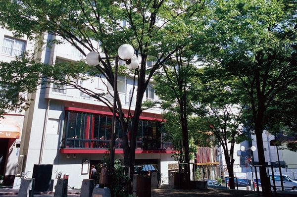 Azabu Juban shopping street (about 1720m)