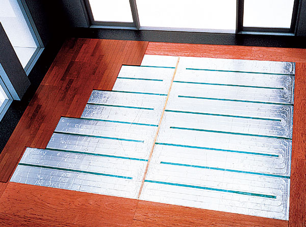 Interior.  [TES hot water floor heating] By circulating hot water in which the gas as a heat source, It is a heating system that warms from feet. Not pollute the air, It also prevents drying of the room.  ※ The range depends on the type.