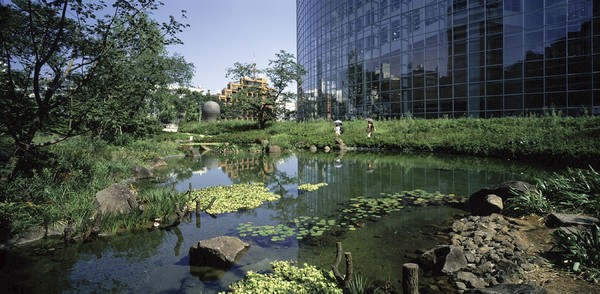 Roppongi Hills Mori garden (about 920m)