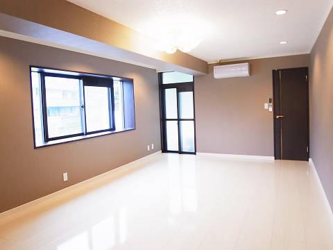 Non-living room. Indoor (2013) Shooting