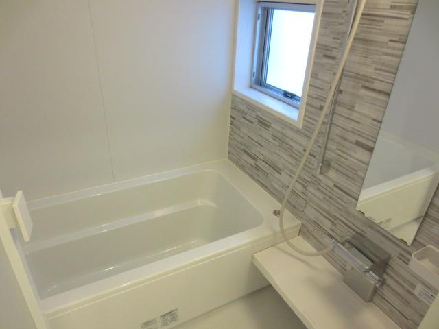 Same specifications photo (bathroom). Example of construction