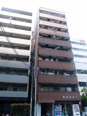 Local appearance photo. Exterior (1)