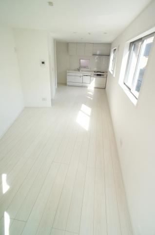 Living. Indoor (September 2013) Shooting