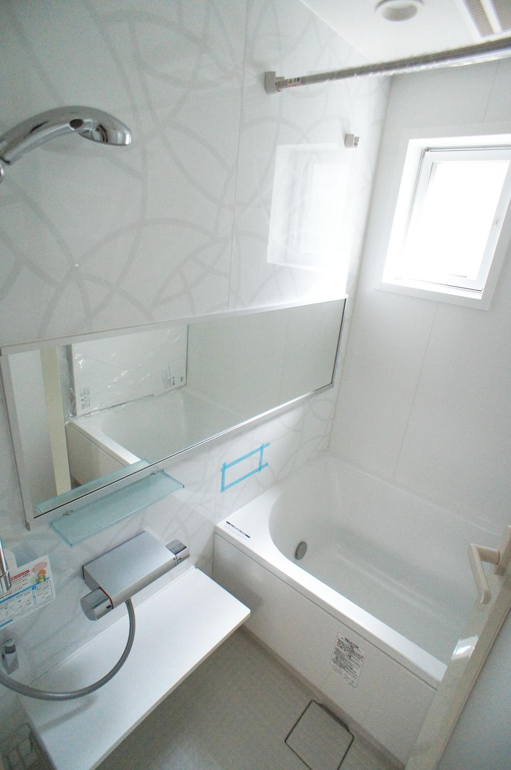 Bathroom. Indoor (September 2013) Shooting