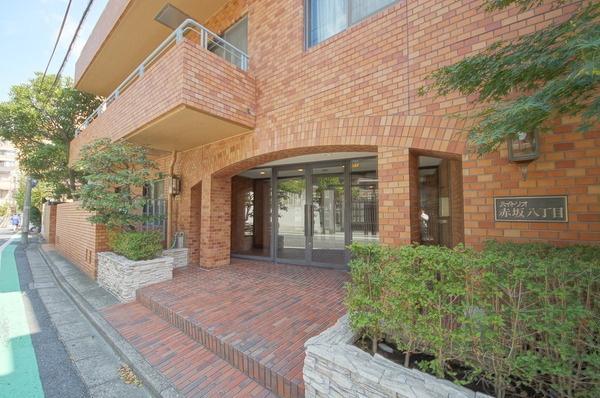 Akasaka, Minato-ku, Tokyo 8