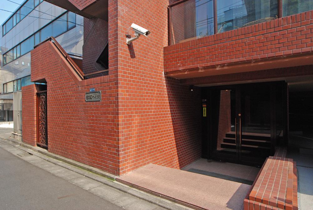 Local appearance photo