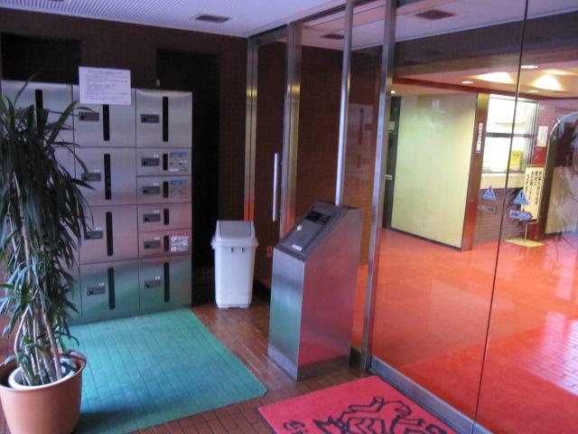 Other. Delivery Box ・ auto lock