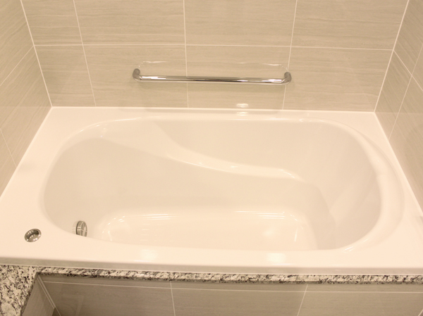 Bathing-wash room. Warm bath