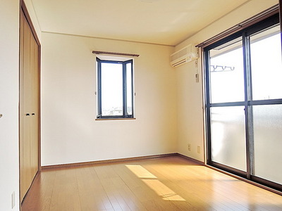 Other room space. Two-sided lighting Western-style 8 pledge