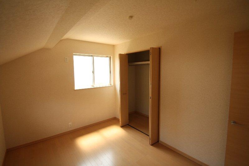 Same specifications photos (Other introspection)