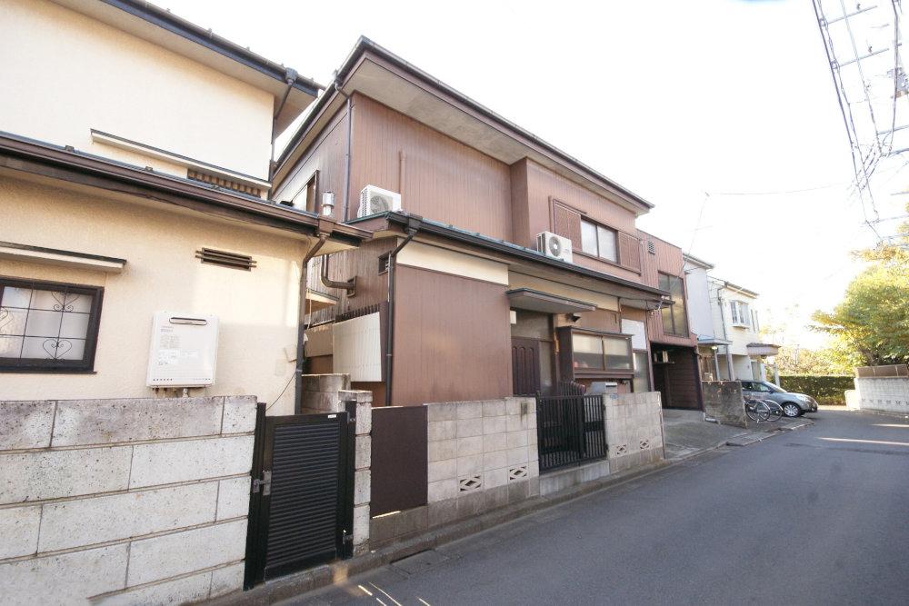 Local land photo. It has taken the local from the east