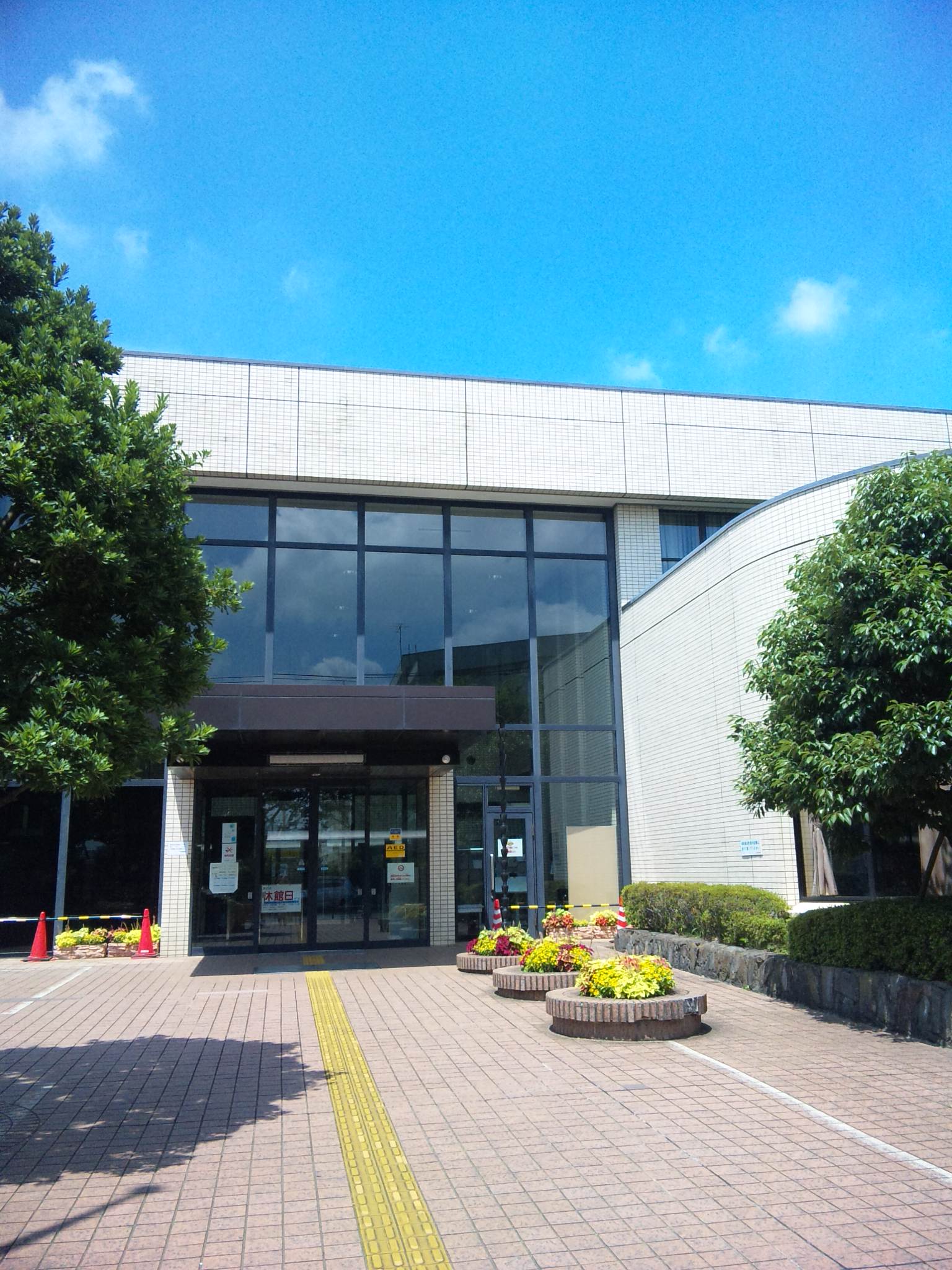 library. 340m until the Mitaka Municipal Mitaka library (library)