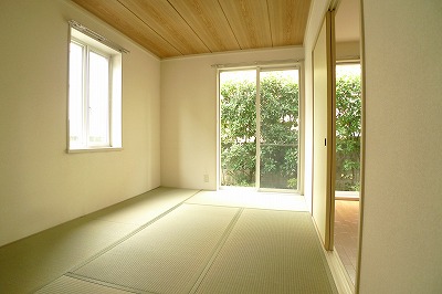 Mitaka City, Tokyo Inokashira 4