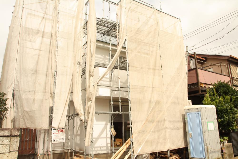 Local appearance photo. Local (10 May 2013) Shooting