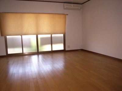 Other room space. Western-style spacious 12 Pledge! !