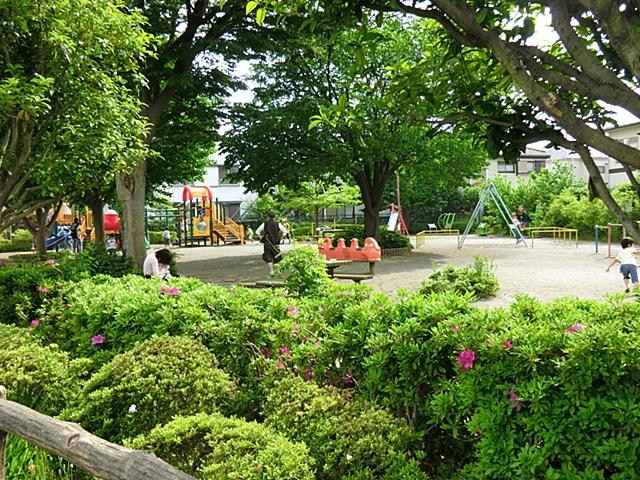 park. 880m until Mure Hibarino children's park