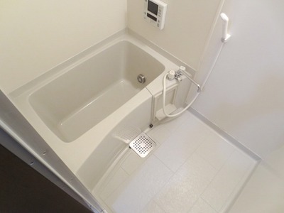 Bath. Reheating function with bus