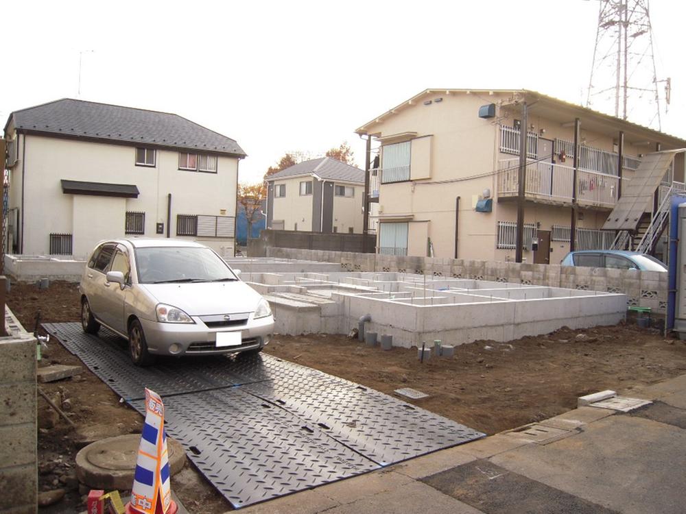 Local appearance photo. Local (12 May 2013) Shooting