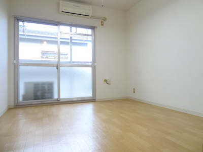 Living and room. Soundproofing in soundproofing