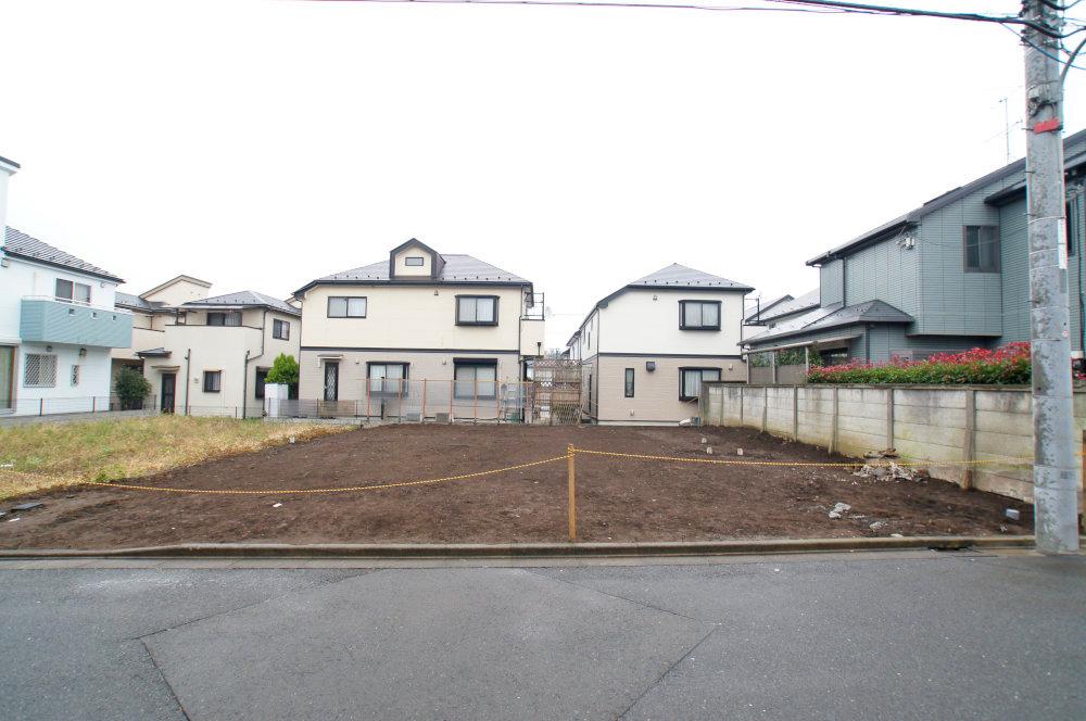 Local photos, including front road. West road of width or more front 5m, Seddo to. Land 30 square meters or more, 2 compartment. 