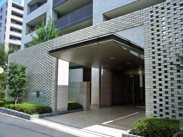 Local appearance photo. Local (11 May 2013) Shooting