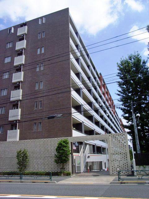 Local appearance photo. Local (11 May 2013) Shooting