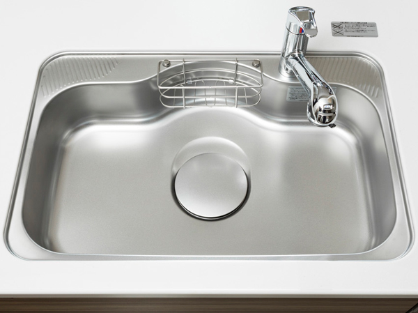 Kitchen.  [Quiet wide sink] Paste the damping material on the bottom of the sink, Anxious water reduces the falling sound of it sound and tableware. Also, Because the wide wide type of width, Also wash smoothly large tableware. (Same specifications)