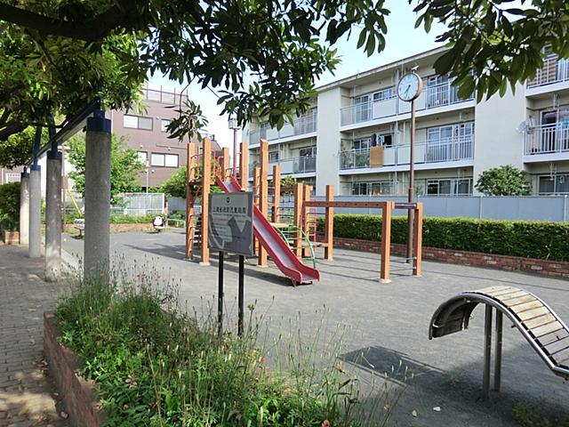 park. Kamirenjaku Tsuminami children amusement to 560m